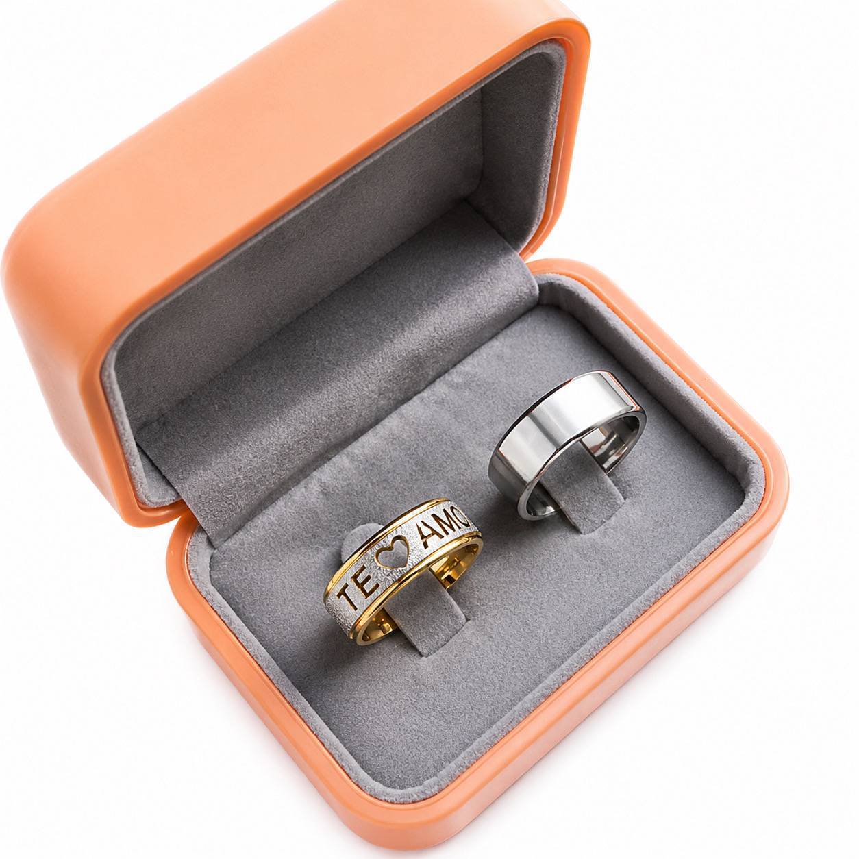 Alianças de Casamento 8mm Prata com Detalhe Banhado a Ouro 18K – Feminina Te Amo