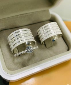 Alianças de Namoro Grossas em Prata 950 | Modelo Viviane | 10mm | 5 Frisos Diamantados | Semi Anatômicas