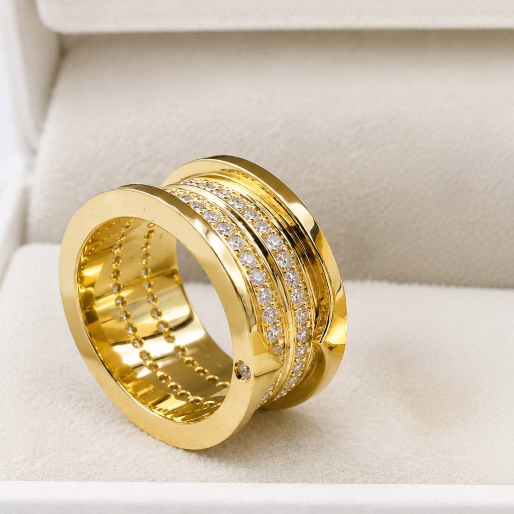 Alianças de Casamento 10mm em Moeda Antiga Grossa, com 60 Pedras de Zircônia e 2 Frisos Centrais, Anatômicas