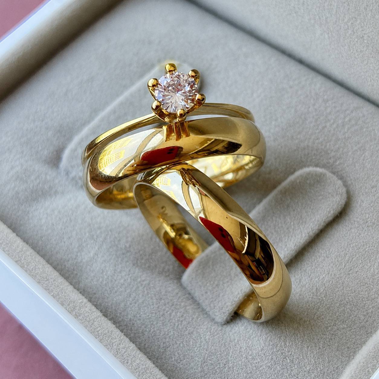 Alianças de Casamento 5mm, Modelo Maju, Moeda Antiga, Banhada a Ouro 18K