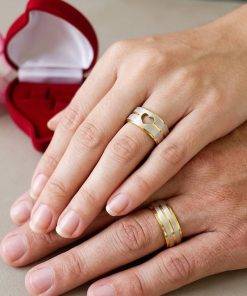 Alianças de Casamento 8mm Banhado a Ouro 18K – Fosco Bicolor com Detalhes em Prata
