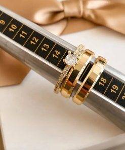 Alianças de Casamento 4mm | Modelo Chanfrado | Semi Anatômico | Moeda Antiga Banhada a Ouro 18K | Anel Cravejado Incluso