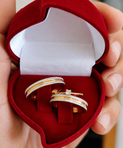 Alianças de Namoro 4mm Diamantado com Filete Banhado a Ouro 18K
