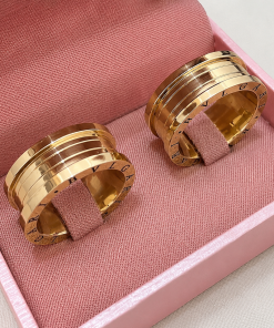 Alianças de Casamento 10mm Polidas com 2 Frisos Laterais, Anatômicas, Banhadas a Ouro 18k