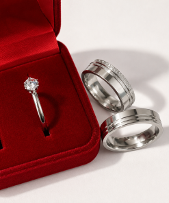 Alianças de Namoro 6mm – Feminina Diamantada e Masculina Lisa com 2 Frisos