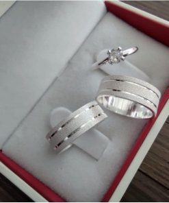 Alianças de Namoro em Prata 950 7mm | Modelo Kaio | Todo Diamantado com 2 Frisos Laterais Canto a Canto | Semi Anatômico