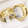 Alianças de Casamento 10mm Modelo Andy, Polidas com 60 Zircônias e 2 Frisos Centrais, Banhadas a Ouro 18k