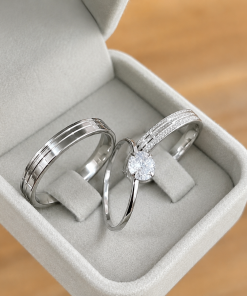 Alianças de Namoro 4mm Diamantado – Modelo Endy com Frisos Laterais