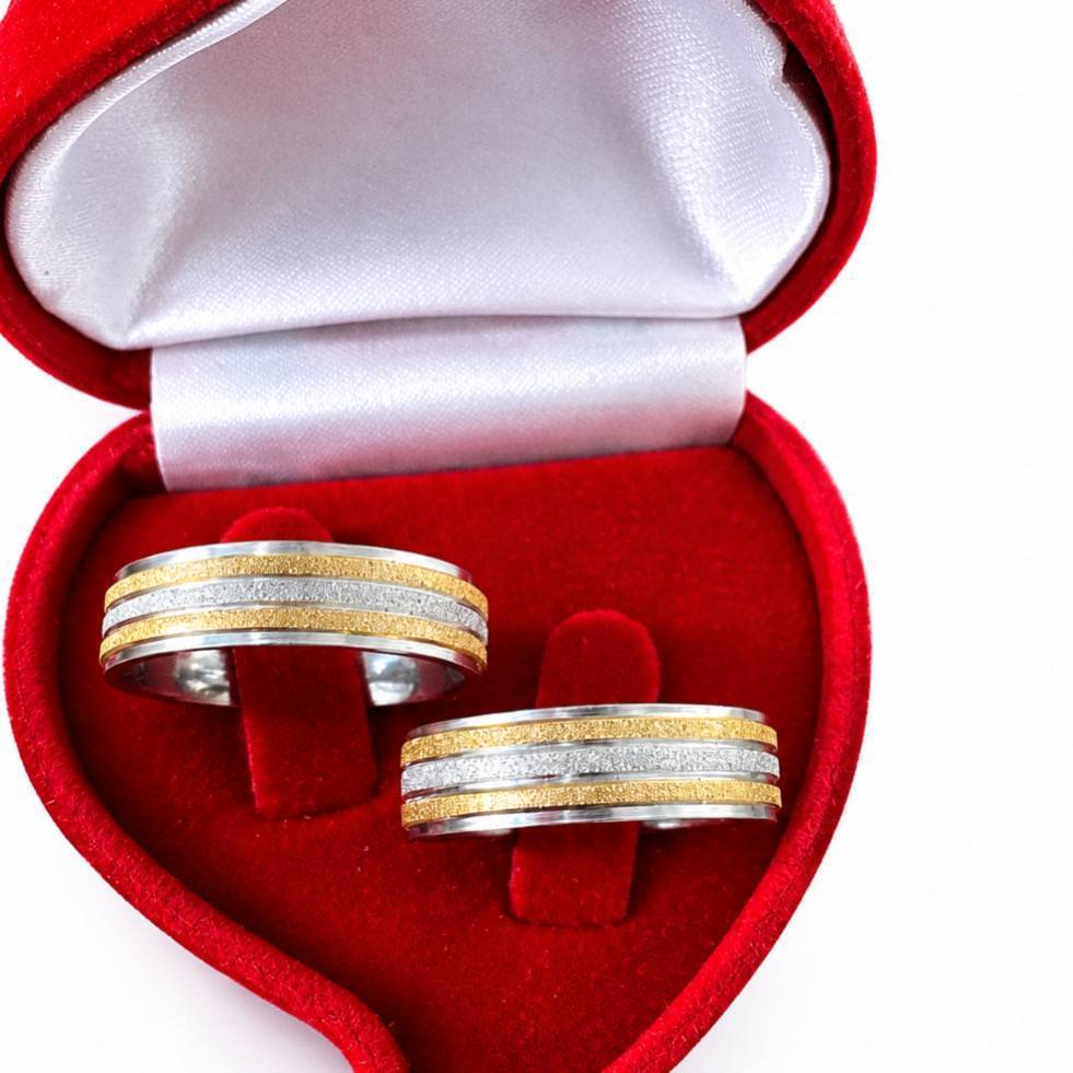 Alianças de Namoro 6mm Diamantado com Fios Banhados a Ouro 18K