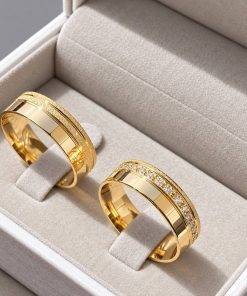 Alianças de Casamento 6mm, 2 Frisos Diamantados, Moeda Antiga, Banhada a Ouro 18K