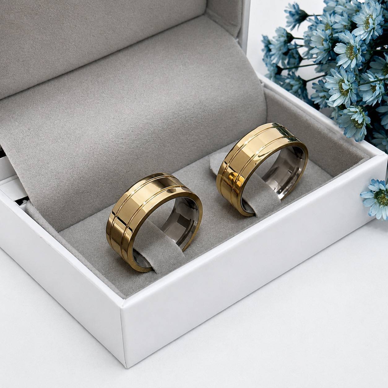 Alianças de Casamento 8mm, Moeda Antiga, Modelo Kiara 02, Anel Opcional