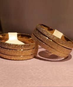 Alianças De Noivado Banhado A Ouro 18k Diamantado 8mm Tradicional Com 2 Frisos