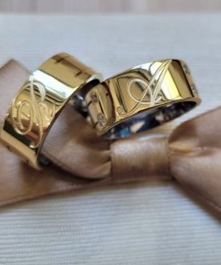 Alianças de Casamento 8mm | Modelo Rute | Anatômico | Personalização de Iniciais CNC 4 Pedras de Zircônia