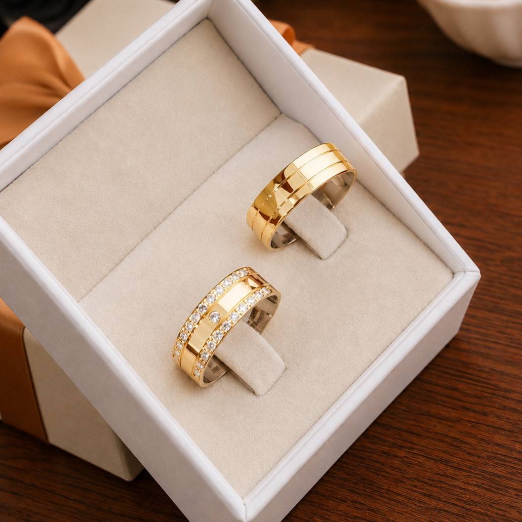 Alianças de Casamento 6mm | Moeda Antiga | Com 30 Pedras de Zircônia | Banhado a Ouro 18k