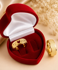 Alianças de Casamento 8mm Banhado a Ouro 18K – Diamantado com Escrita Te Amo