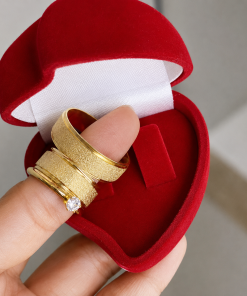 Alianças de Casamento 8mm Banhado a Ouro 18K – Diamantado Anatômico
