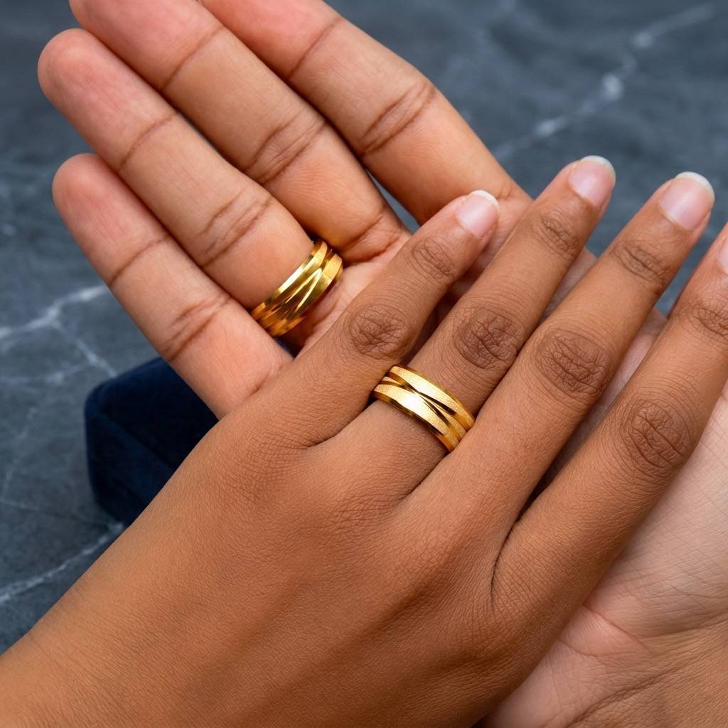 Alianças de Casamento 8mm Fosco com Frisos Trançados – Banhado a Ouro 18K