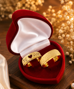 Alianças de Casamento 8mm Banhado a Ouro 18K – Diamantado com Escrita Te Amo