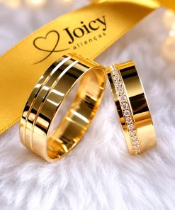 Detalhe das zircônias da aliança feminina e dos dois frisos da masculina, ouro 18K 7mm