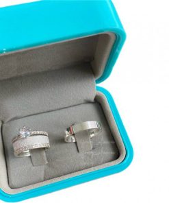 Alianças de Namoro em Prata 950 | Modelo Quésia | Conjunto Completo com Aparador e Anel Cravejado