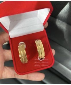 Par De Alianças Aço Cirúrgico Banhado A Ouro 18k - 8mm - Fosco Com Friso